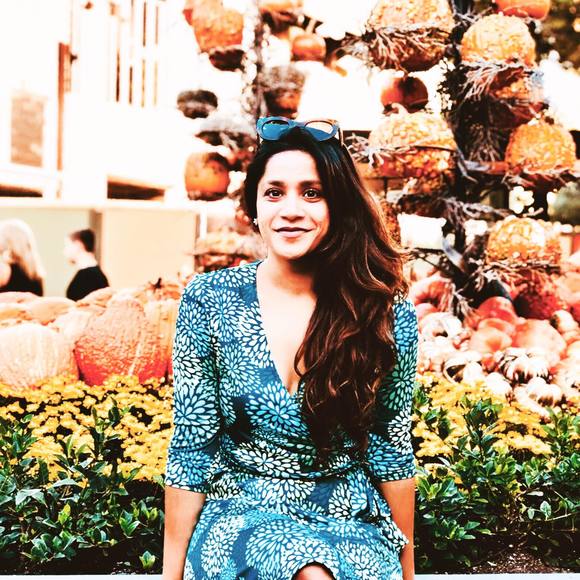 Meet your Posher, Devina - Picture 1 of 1